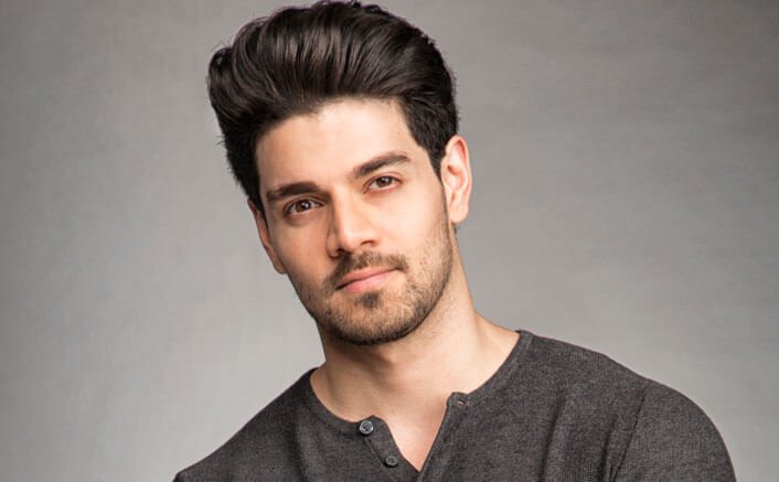 Sooraj Pancholi opts out of Hafiz!