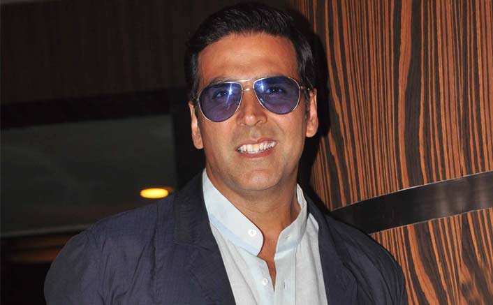 Akshay Kumar salutes 'cleaning soldiers' of India