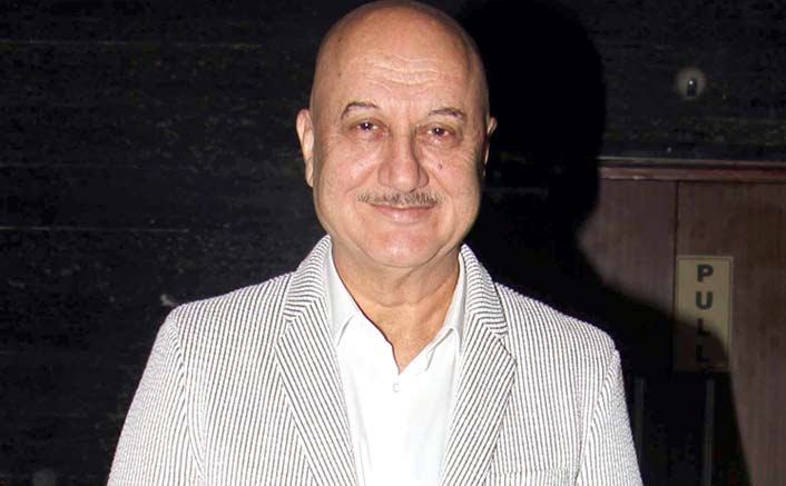 Anupam Kher visits FTII campus unannounced