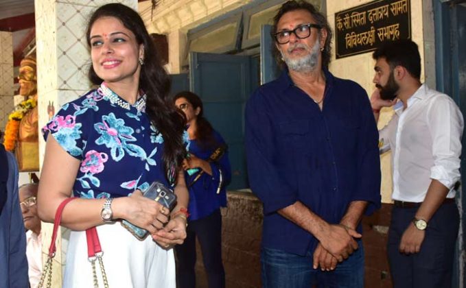 Rakeysh Omprakash Mehra celebrates Gandhi Jayanti building toilets for kids!