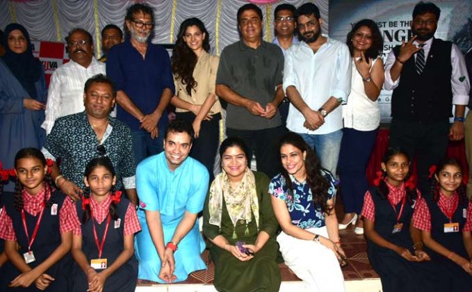 Rakeysh Omprakash Mehra celebrates Gandhi Jayanti building toilets for kids!