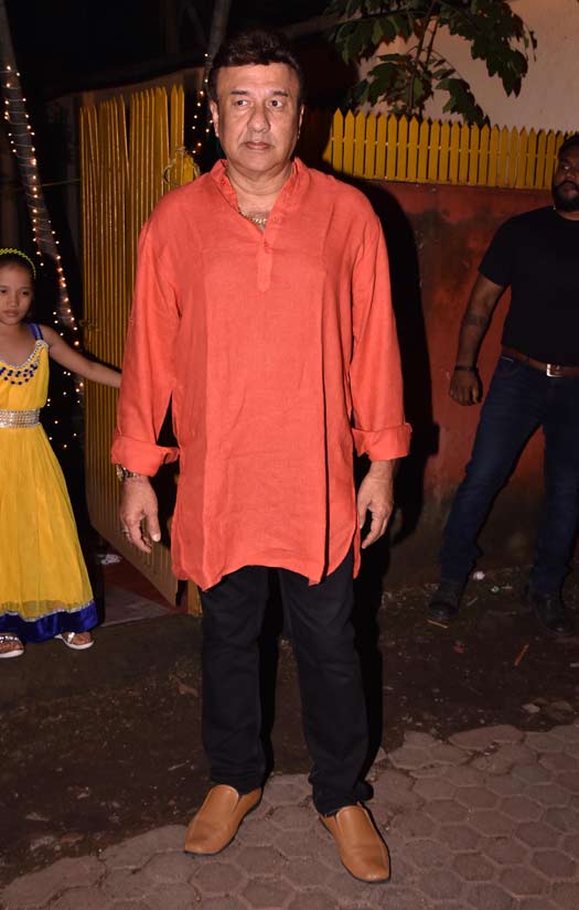 Shabana Azmi And Javed Akhtar's Diwali Bash Looked Star-Studded