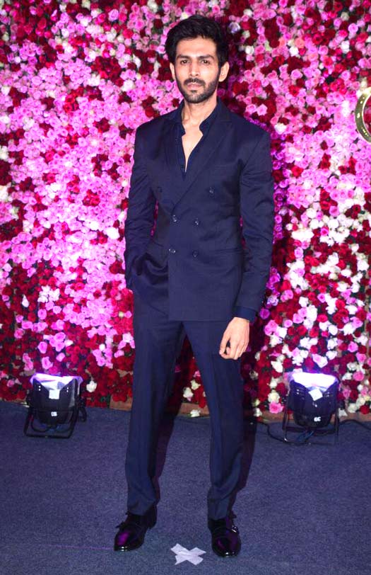Here's How Bollywood's Leading Ladies Glammed Up The Rd Carpet Of Lux Golden Rose Awards