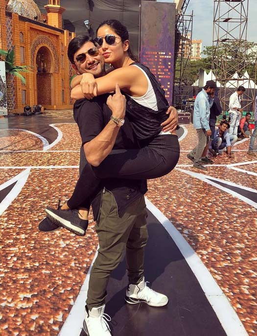 Koimoi’s Daily Dose With Chai: Star Affair At The Rehearsal's Of Zee Cine Awards