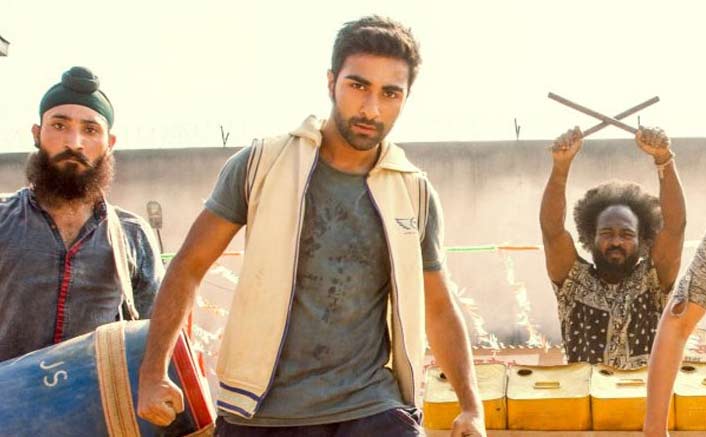 Aadar Jain - Qaidi Band