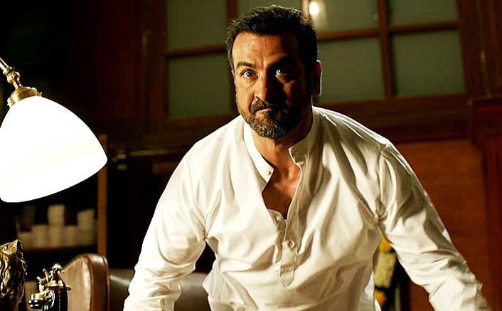 Ronit Roy : Madhavrao Shellar : KAABIL