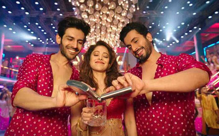 Box Office - Sonu Ke Titu Ki Sweety does very well on Saturday too, set for a rocking Sunday