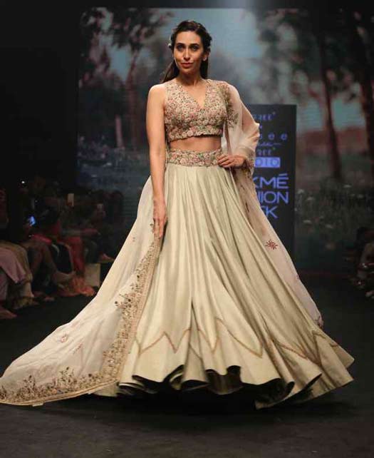 Karisma Kapoor 