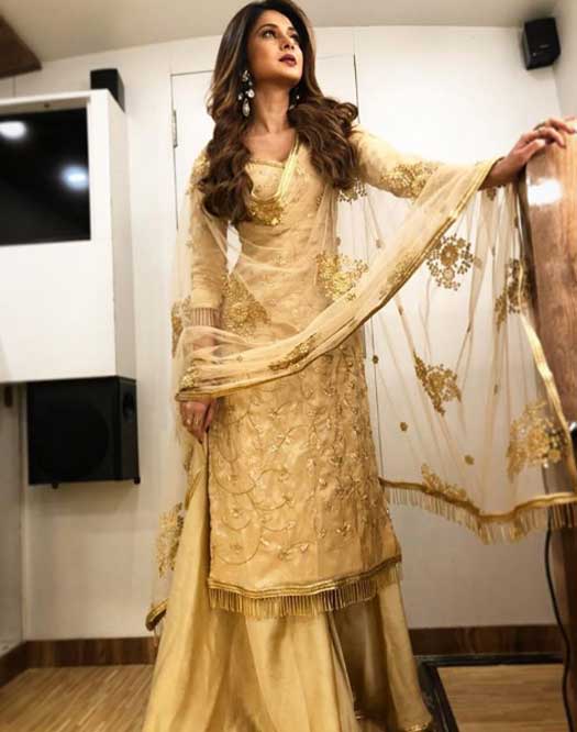 FASHION: Jennifer Winget