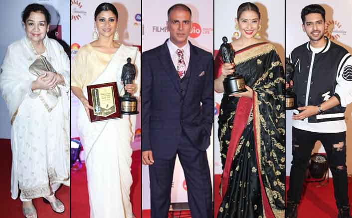 Dadasaheb Phalke Film Foundation Awards 2018: Farida Jalal, Akshay Kumar & Manisha Koirala Shine Bright!