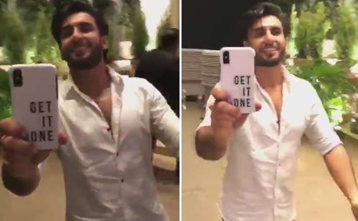 VIDEO: Arjun Kapoor Calls Ranveer Singh As Sex God & It’s Hilarious!