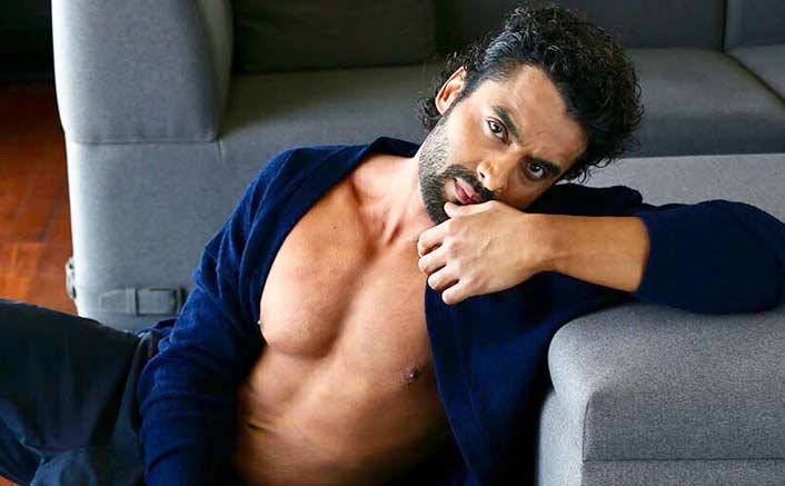 Jackky Bhagnani starts shooting for 'Anandwaa'