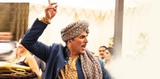 Box Office - Akshay Kumar scores career best opening with Gold