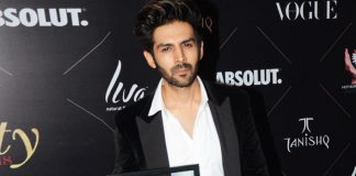 Kartik Aaryan Wins Heartthrob Of The Year Award At Vogue Beauty Awards 2018