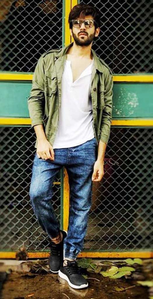 Kartik Aaryan’s basic style