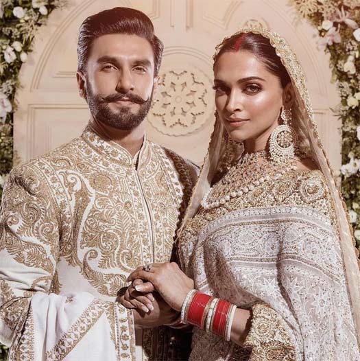 Ranveer, Deepika all smiles at Mumbai wedding reception
