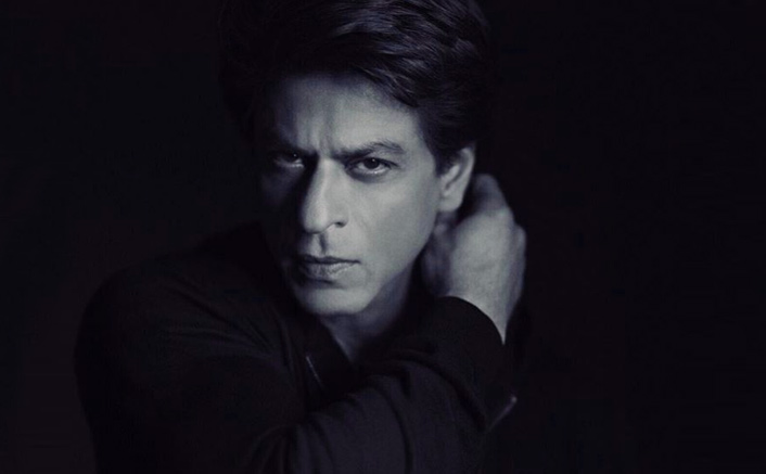 Shah Rukh Needs Something Like Chennai Express! Is Quitting Saare Jahan Se Accha A Wise Decision?