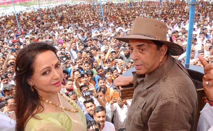 Dharmendra recalls 'Sholay' dialogues - at rally 
