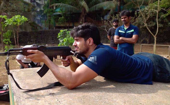 Sidharth Malhotra learns to use military weapons for Vikram Batra biopic