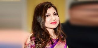 Alka Yagnik is number one on this list