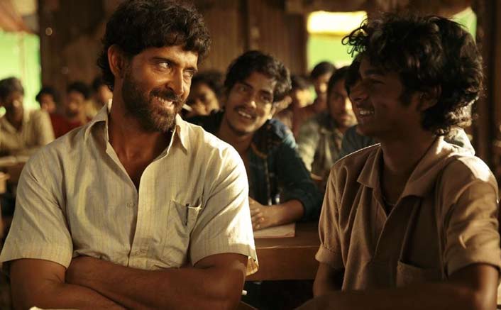 How’s The Hype (Audience) Of Super 30? Hrithik Roshan & His Batch Is Unstoppable!