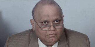Comedian Dinyar Contractor dead at 79