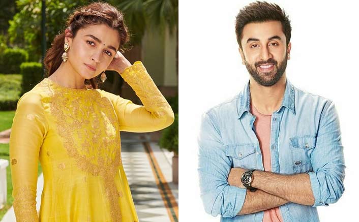 Alia Bhatt & Ranbir Kapoor To Finally Tie The Knot? Actress To Wear Sabyasachi On Her D-Day