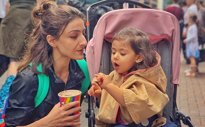 Soha Ali Khan Gets Trolled On Instagram For Posting Photo With Baby Inaaya. Here's Why!