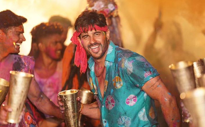 Box Office - Jabariya Jodi is a bit better on Sunday