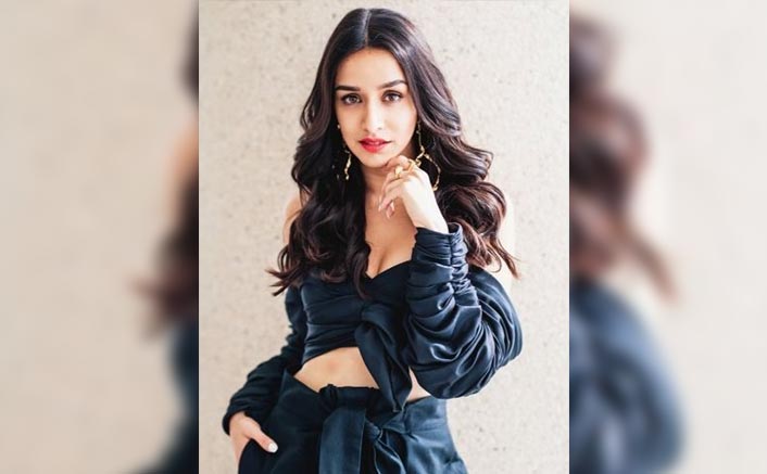 Shraddha Kapoor's top 4 promotional looks for Saaho!