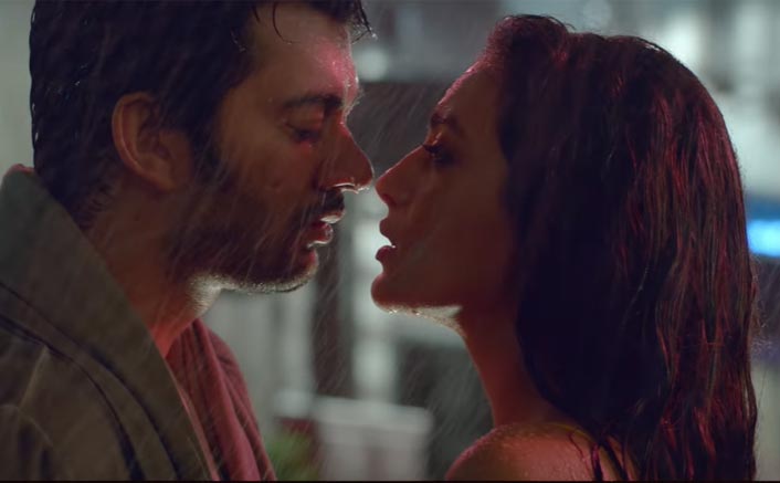 Sunny Deol’s Son Karan Deol On Kissing Scenes Infront Of Dad: “I Was Awkward... Just Let My Emotions Flow”