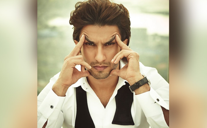 Sad News For Ranveer Singh Fans As 'An Evening With Ranveer' Gets Postponed In UK!
