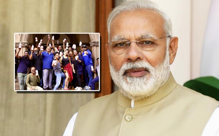 Coolie No.1: PM Narendra Modi Is All Praises For Varun Dhawan, Sara Ali Khan & Team For Using Plastic Free Bottles 
