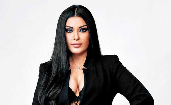 Koena Mitra Does Not See Herself Standing With A Baingan On Film Posters