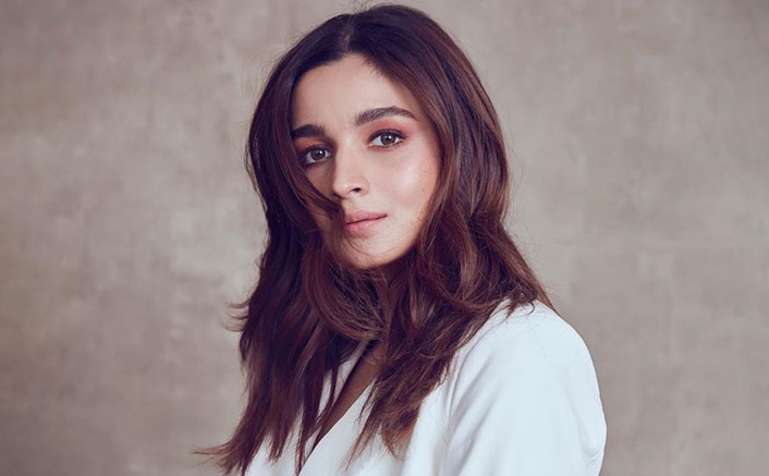 Former Winner Of Critics' Choice Film Awards Alia Bhatt Extends Her Support For Its Second Edition