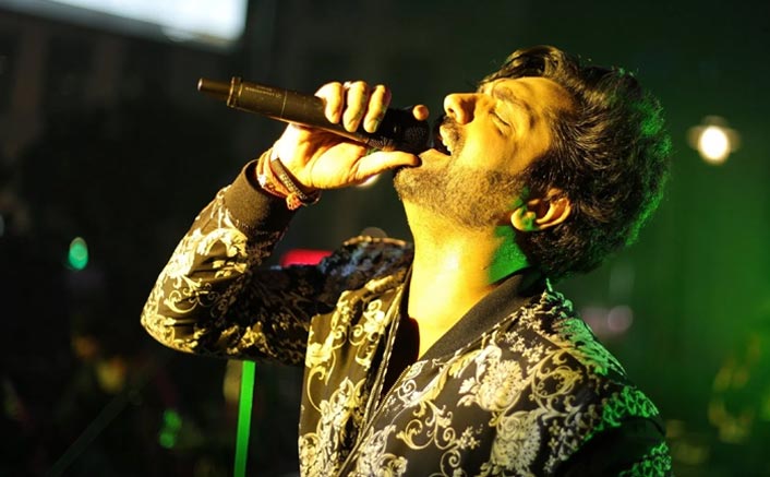 Lisa Mishra, Akhil collaborate on new song 'Rondi Akhiyan'