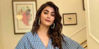 Video: A Die Hard Fan Of Pooja Hegde Sleeps On Mumbai Footpath For 5 Days To Meet His Favourite Actress; Deets Inside