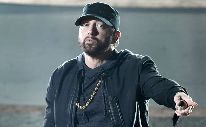 Eminem reveals why he performed at Oscars, 17 years later