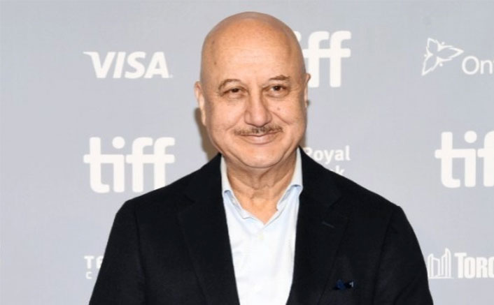 Anupam Kher's Interesting Take On Coronavirus: “Bhagwan Ne Laat Maari Hai & Bola Hai Ki….”