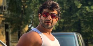 Karan Patel Uses S*X To Create Coronavirus Awareness Amongst Fans; Here’s How!