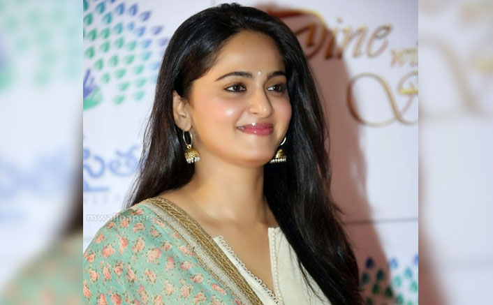 Nishabdam Actress Anushka Shetty Planning To Marry A Divorcee?