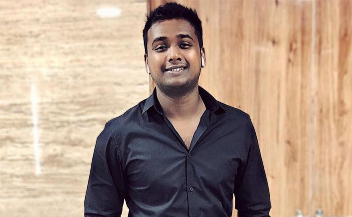 Singer Rahul Sipligunj injured in Hyderabad pub attack