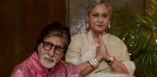 Amitabh Bachchan’s THIS Gesture Towards Jaya Bachchan’s Fans Prove He’s The Best Husband Ever! Amitabh Bachchan Is The Perfect Husband Ever & THIS Gesture Towards Jaya Bachchan Fans Proves So!