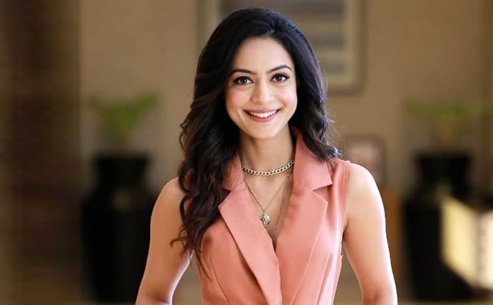 Anya Singh Speaks Up On Difference Between Movies & Web Shows