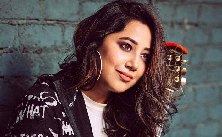 'Genda Phool' Singer Payal Dev On Her Song 'Sayyam Rakh' For COVID-19 Warriors: "It's Very Special To Me"