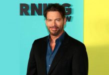 Harry Connick Jr Sings National Anthem & Fans Compare It With A Christmas Carol - WATCH VIDEO!
