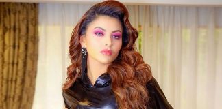 Urvashi Rautela in lacy corset is 'a magnetic being of frequency'