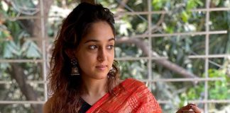 Aamir's daughter Ira 'successfully' drapes a saree