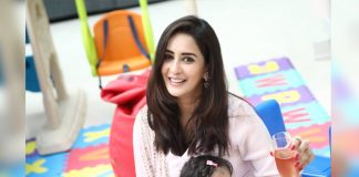 Chahatt Khanna Deletes Instagram Account Post Getting Trolled For Being A Single Mother