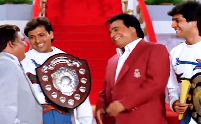 Aankhen - Govinda, Kader Khan
